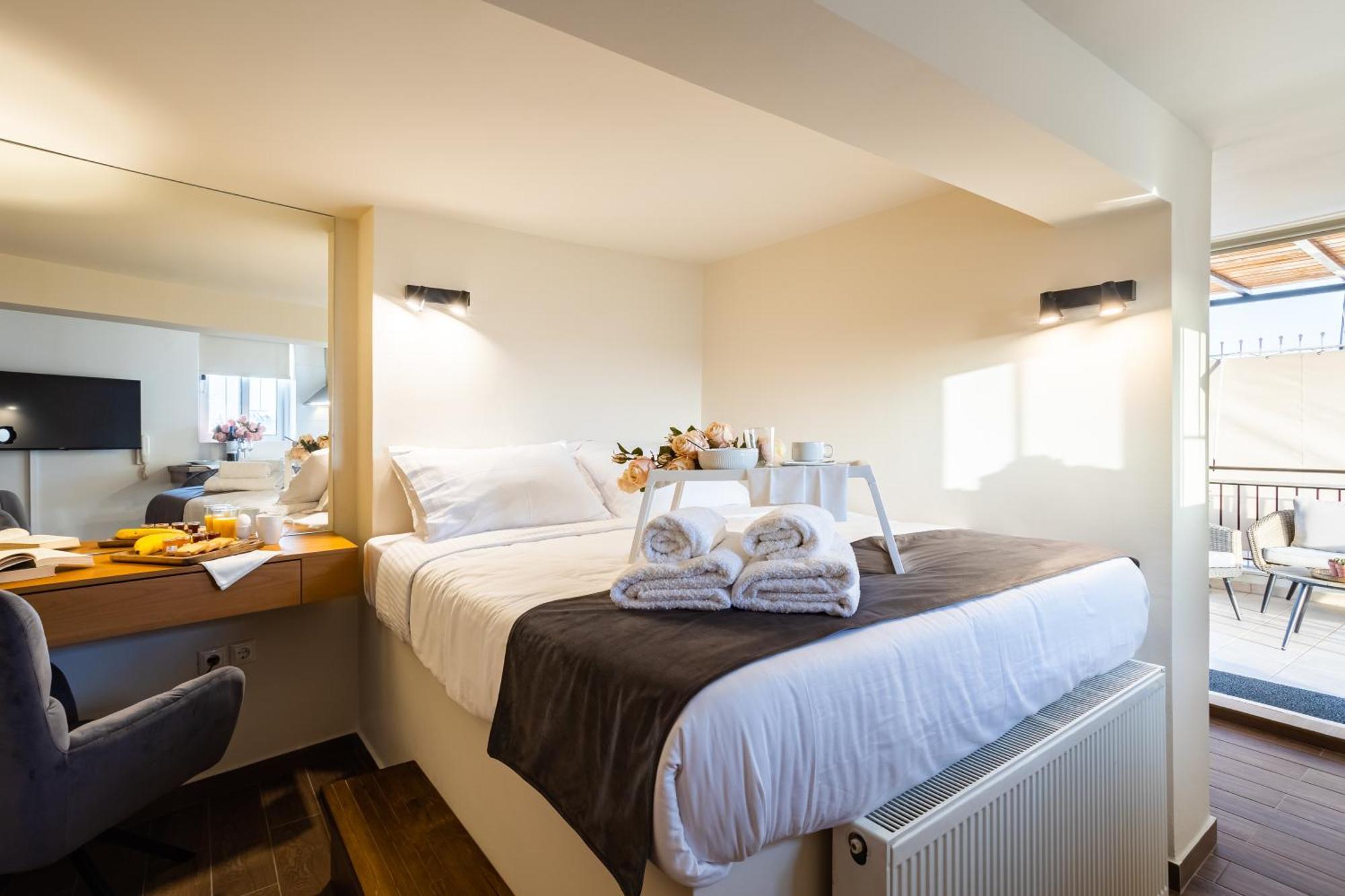 Villy'S Comfort Zone Apartments Kalamata Esterno foto