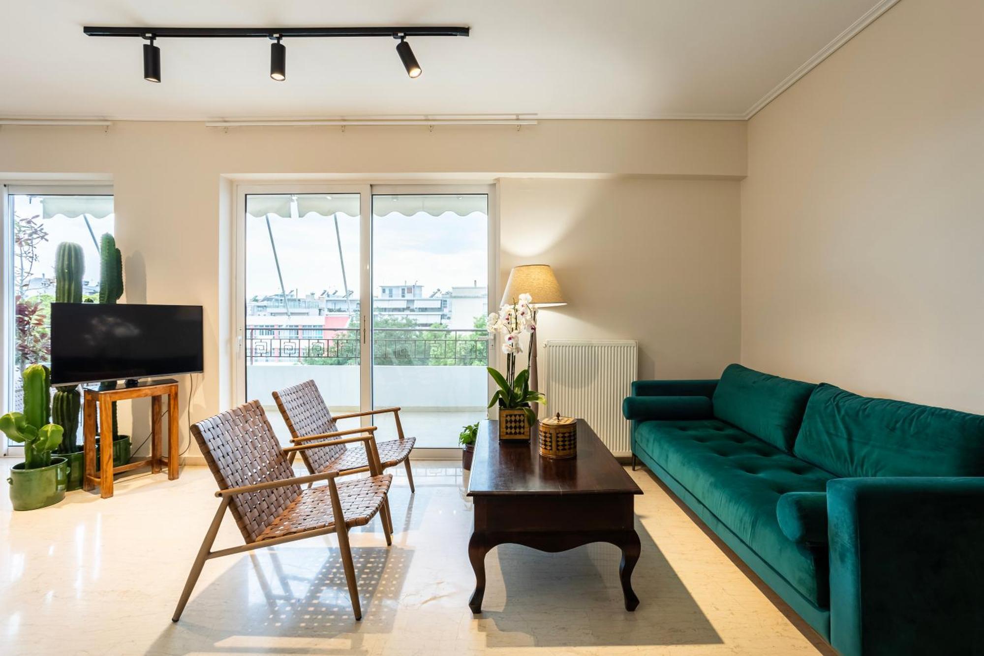 Villy'S Comfort Zone Apartments Kalamata Esterno foto