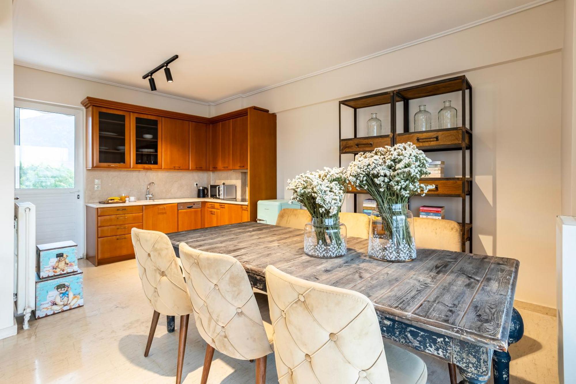 Villy'S Comfort Zone Apartments Kalamata Esterno foto