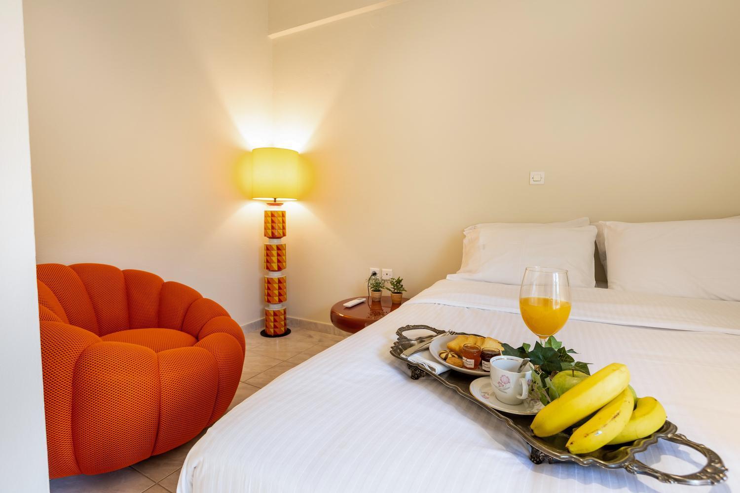 Villy'S Comfort Zone Apartments Kalamata Esterno foto