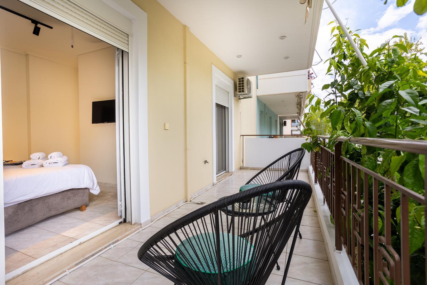 Villy'S Comfort Zone Apartments Kalamata Esterno foto